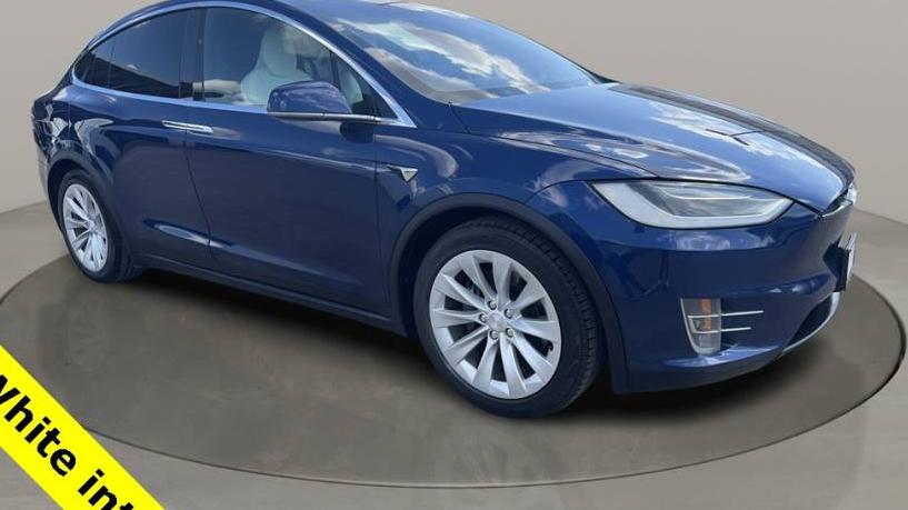 TESLA MODEL X 2017 5YJXCBE21HF053699 image